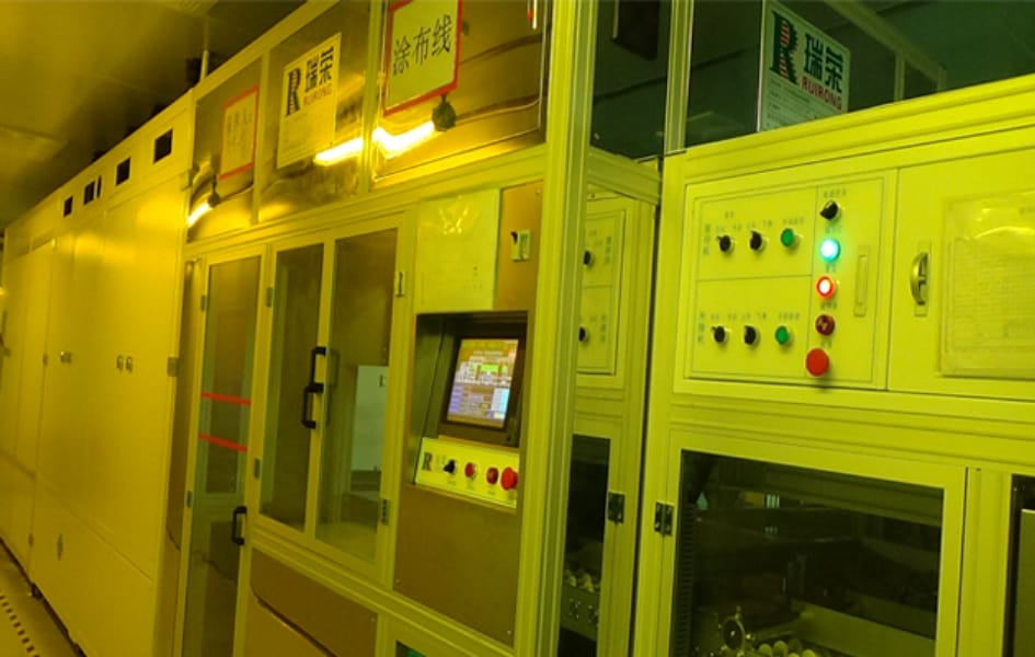 pcb表面綠色的是什么？pcb板子變成綠色